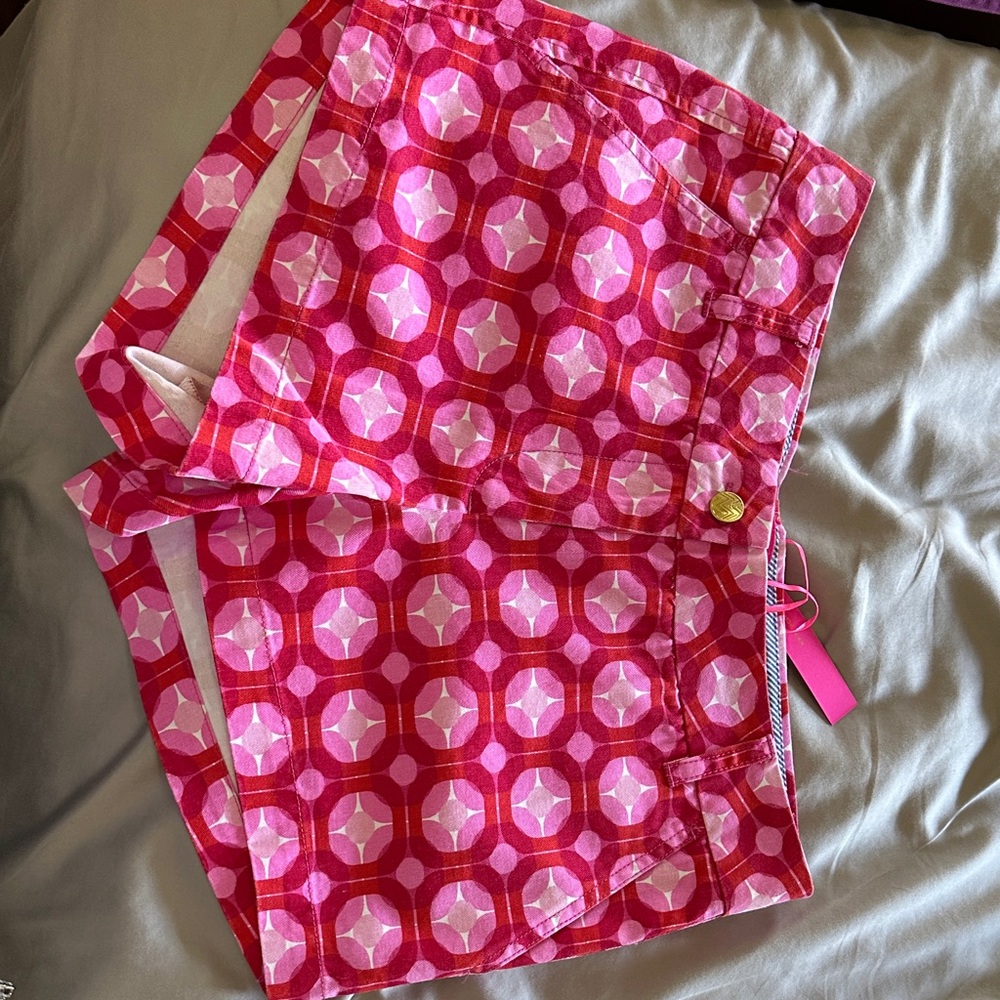 Macbeth Collection by Margaret Josephs Pink Geometric High Waist Shorts